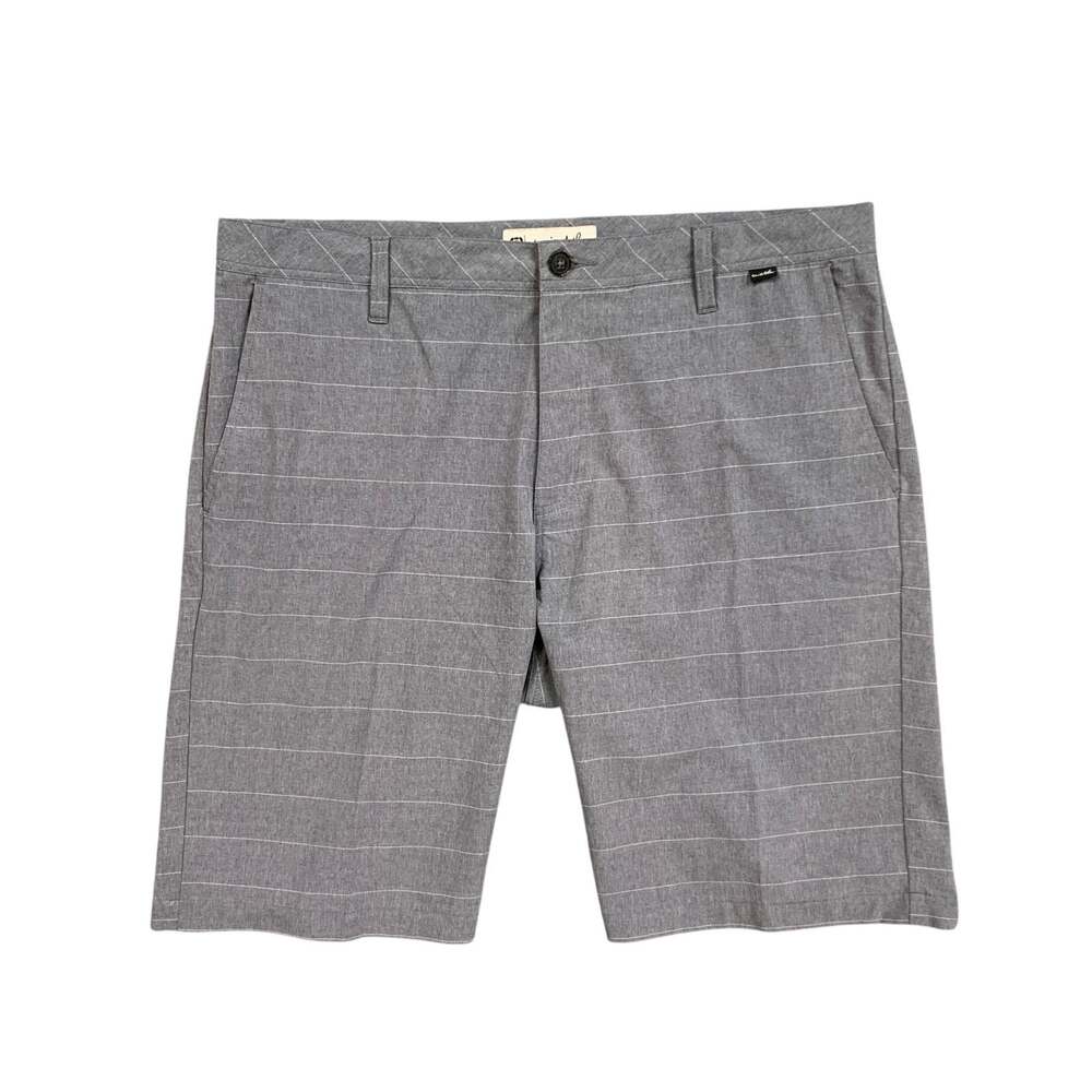 Travis Mathew Shorts Mens 36 Titanium Grey Striped Walk Flat Front Golf Chino
